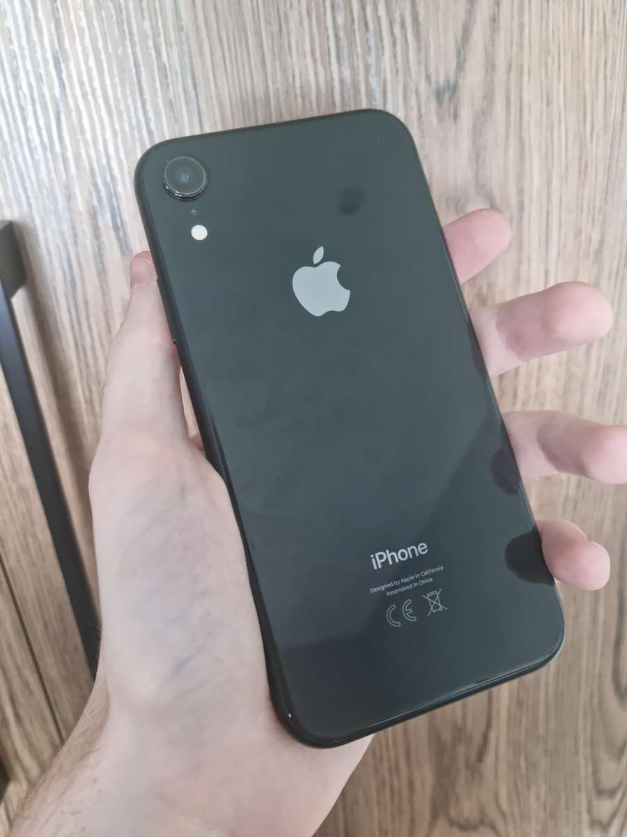 iPhone XR 64gb