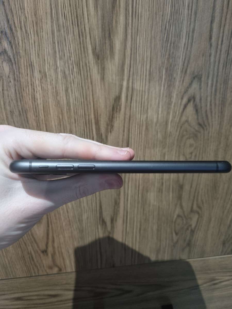 iPhone 11 Black 128gb