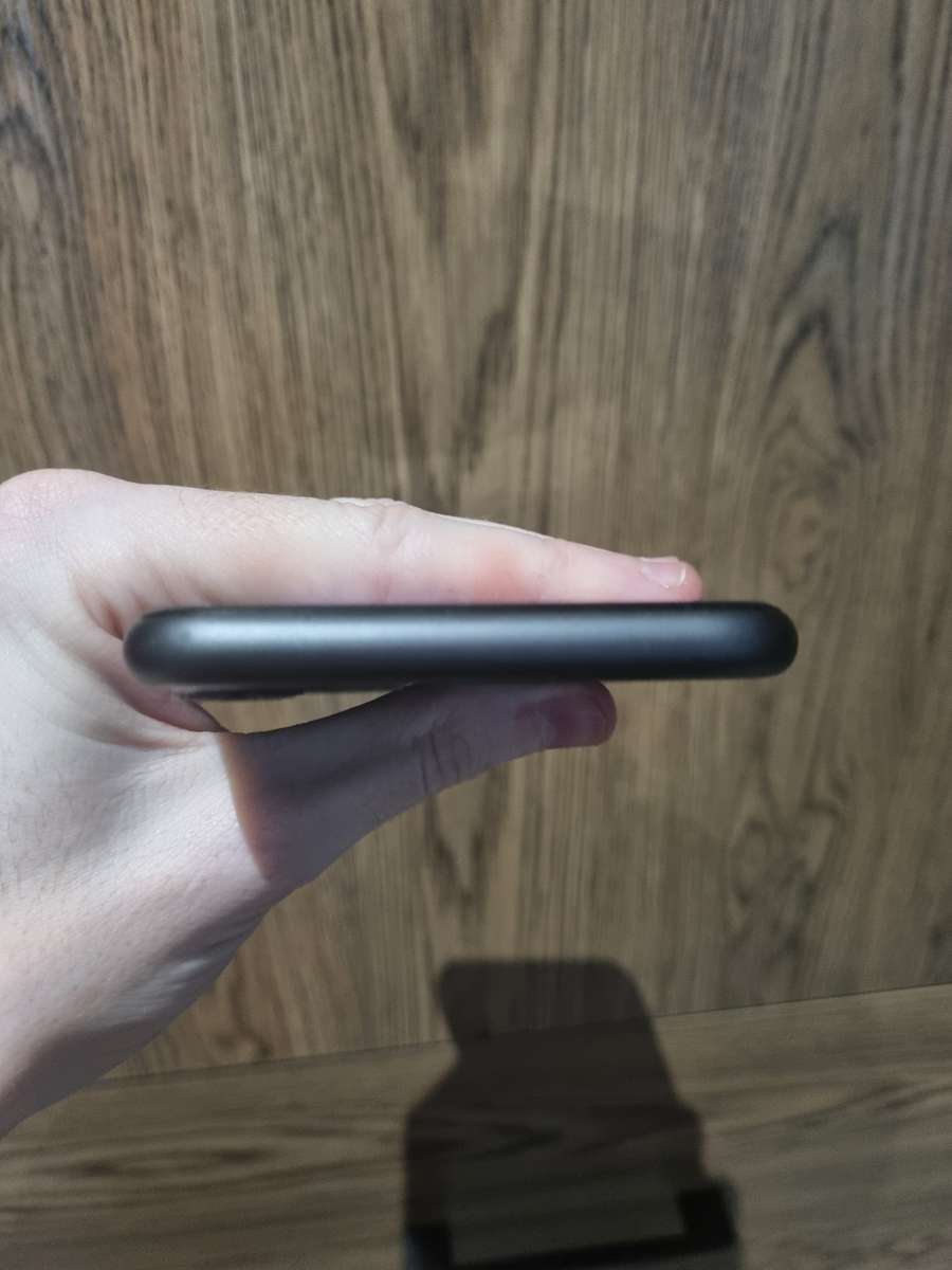 iPhone 11 Black 128gb
