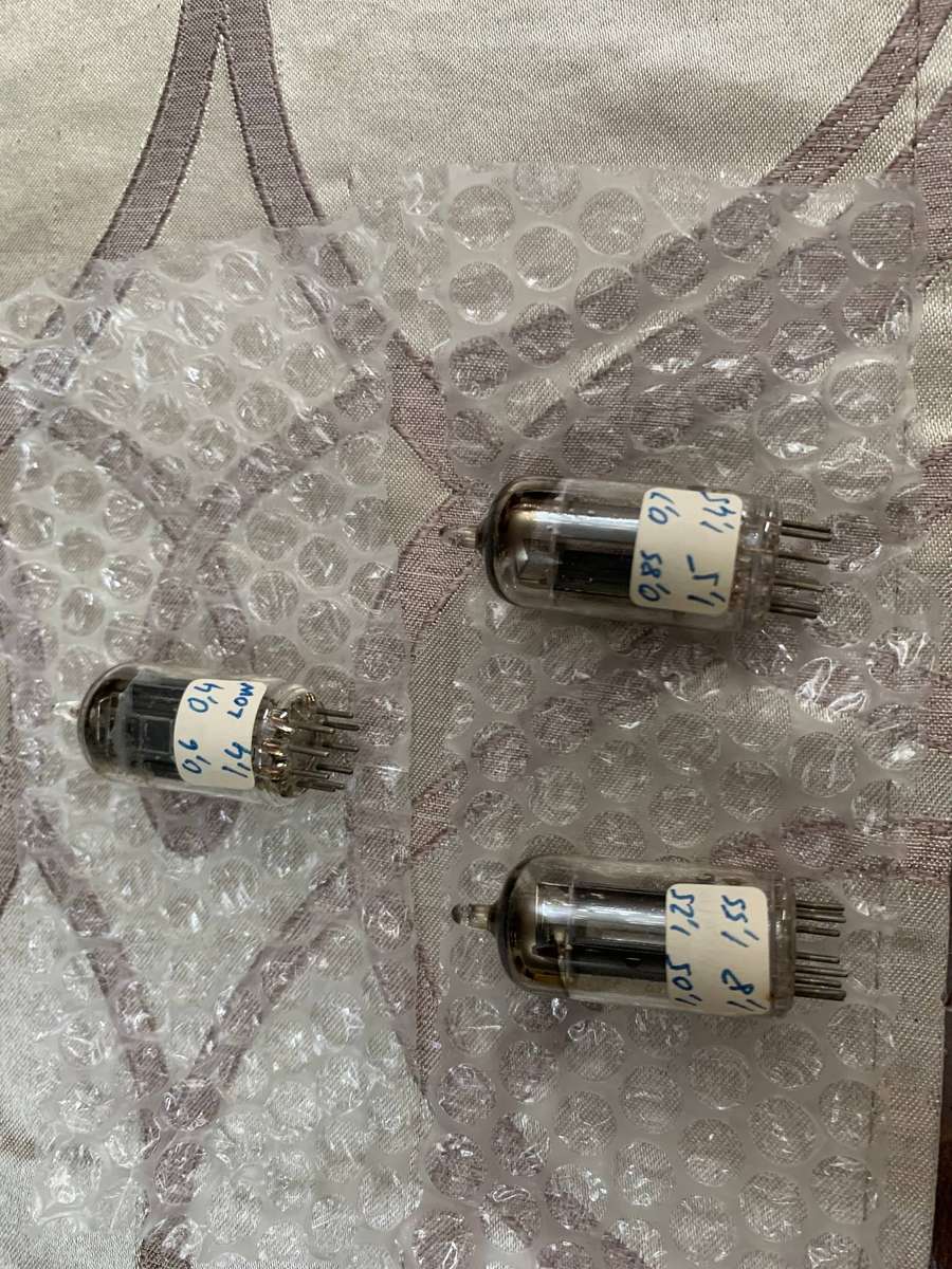 Vintage MULLARD 12AX7 ecc83, very strong, fully tested, magic for Orange Hiwatt Marshall, preamp