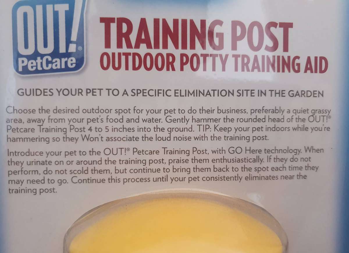 Pee Training Post for Dogs - Garden Pet Training Aid