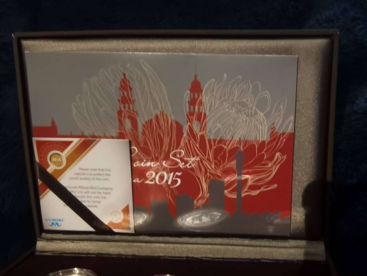 2015 South Africa Proof Set - Mintage  of only 591 !!