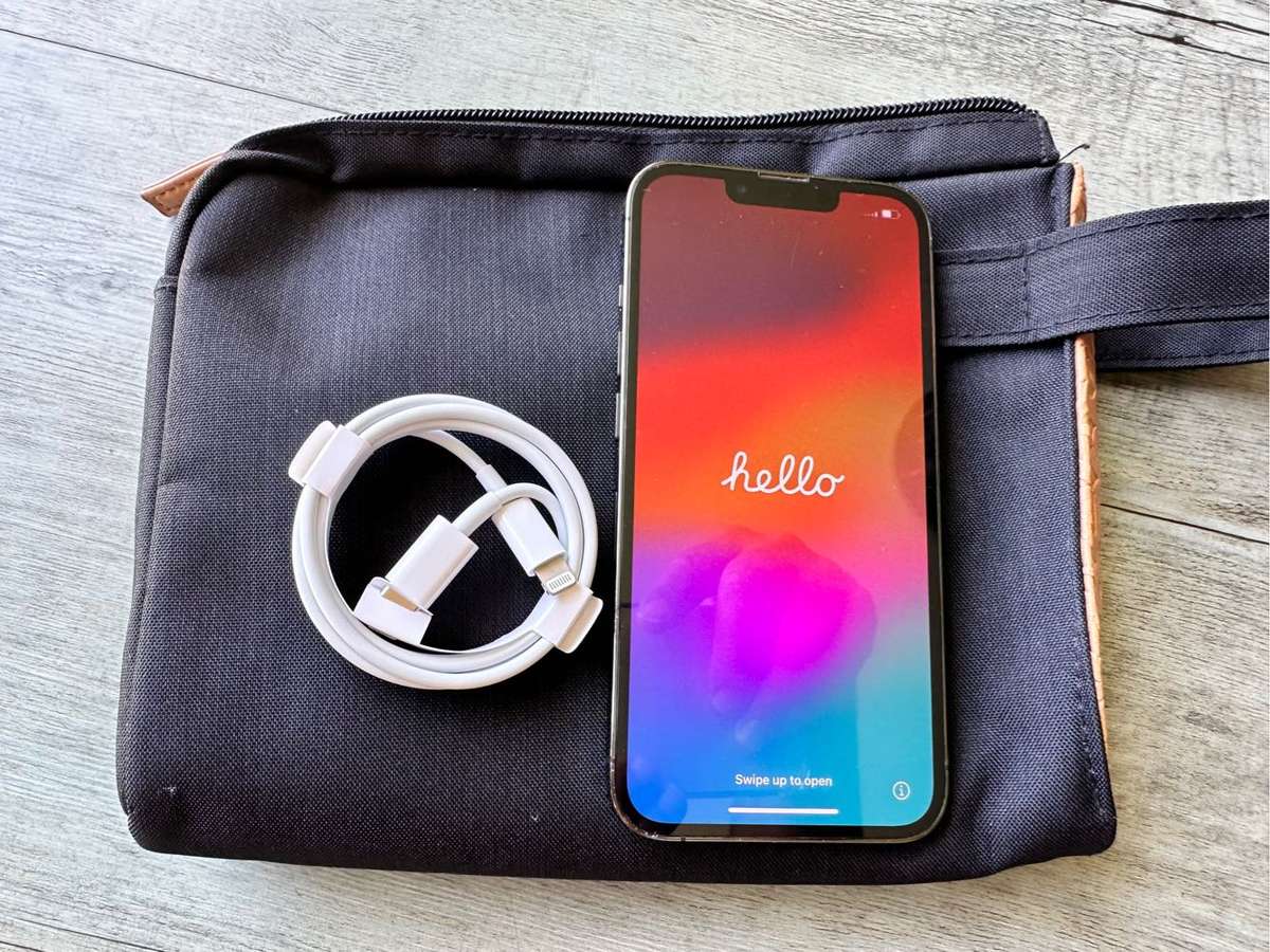 iPhone 12 pro 256gb gold