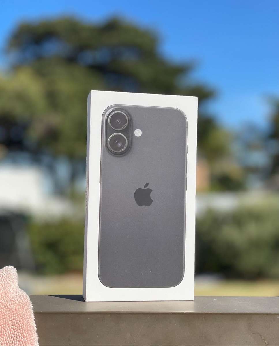 Apple Iphone 16 Black 256gb Sealed in Box 1Yr Apple warranty