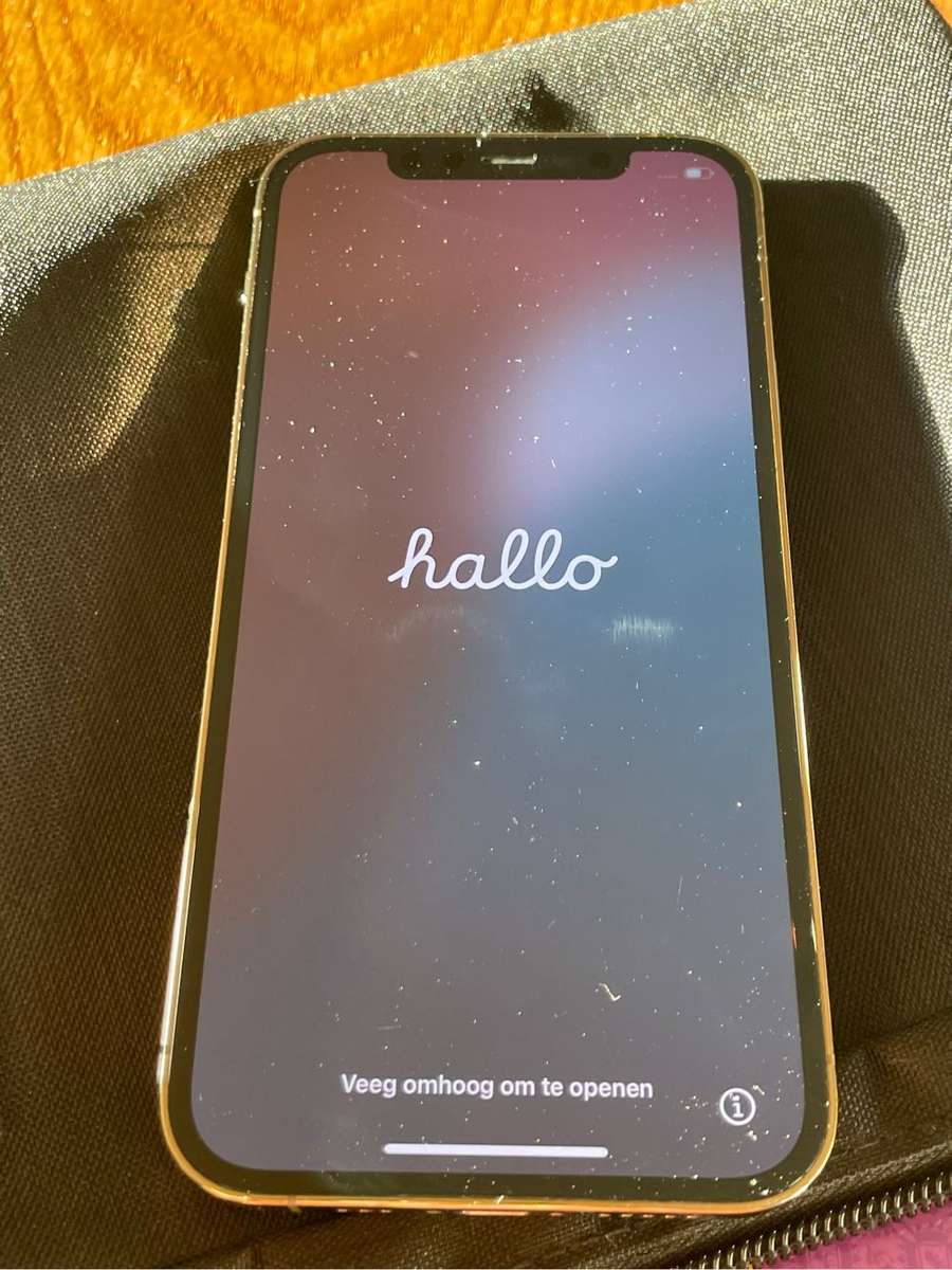 iPhone 12 pro 256gb gold