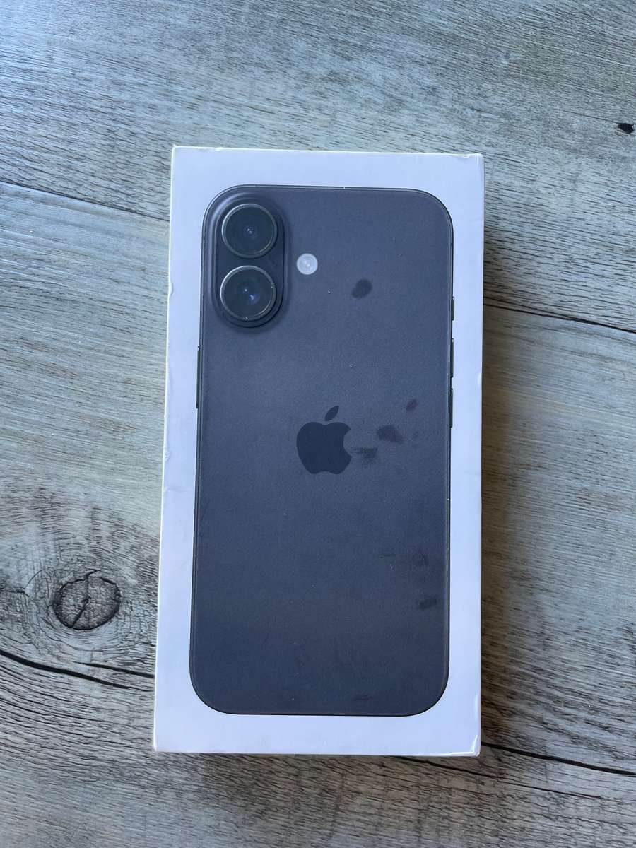 Apple Iphone 16 Black 256gb Sealed in Box 1Yr Apple warranty