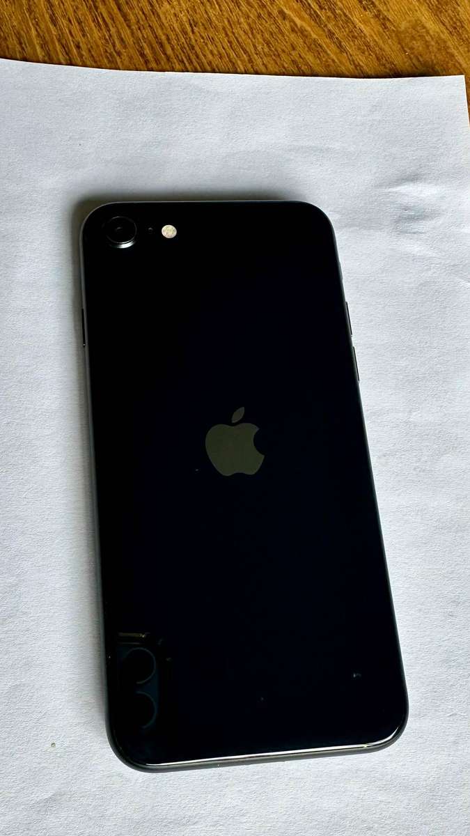Apple iPhone SE 128gb (3rd gen 2022) Like NEW !!!