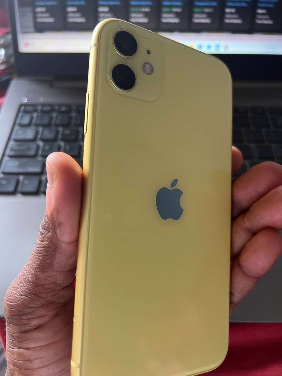 Apple iPhone 11 64GB Yellow