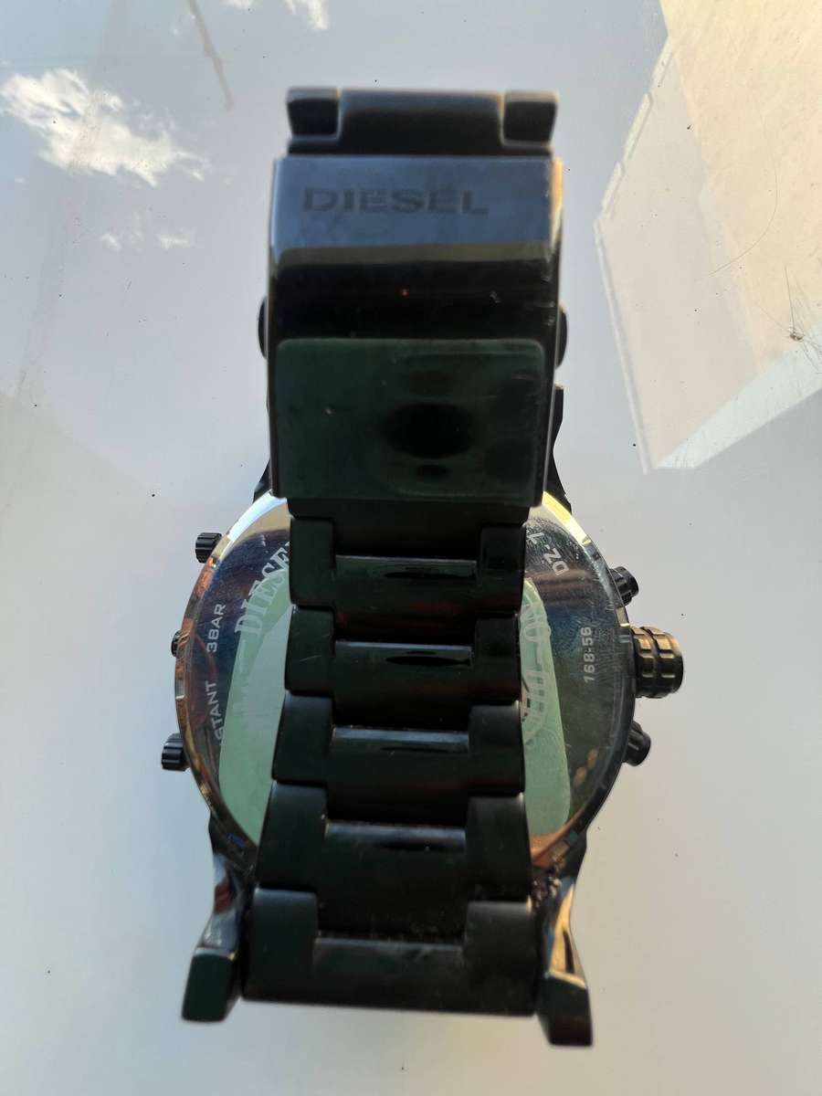 Diesel 3 Bar Watch