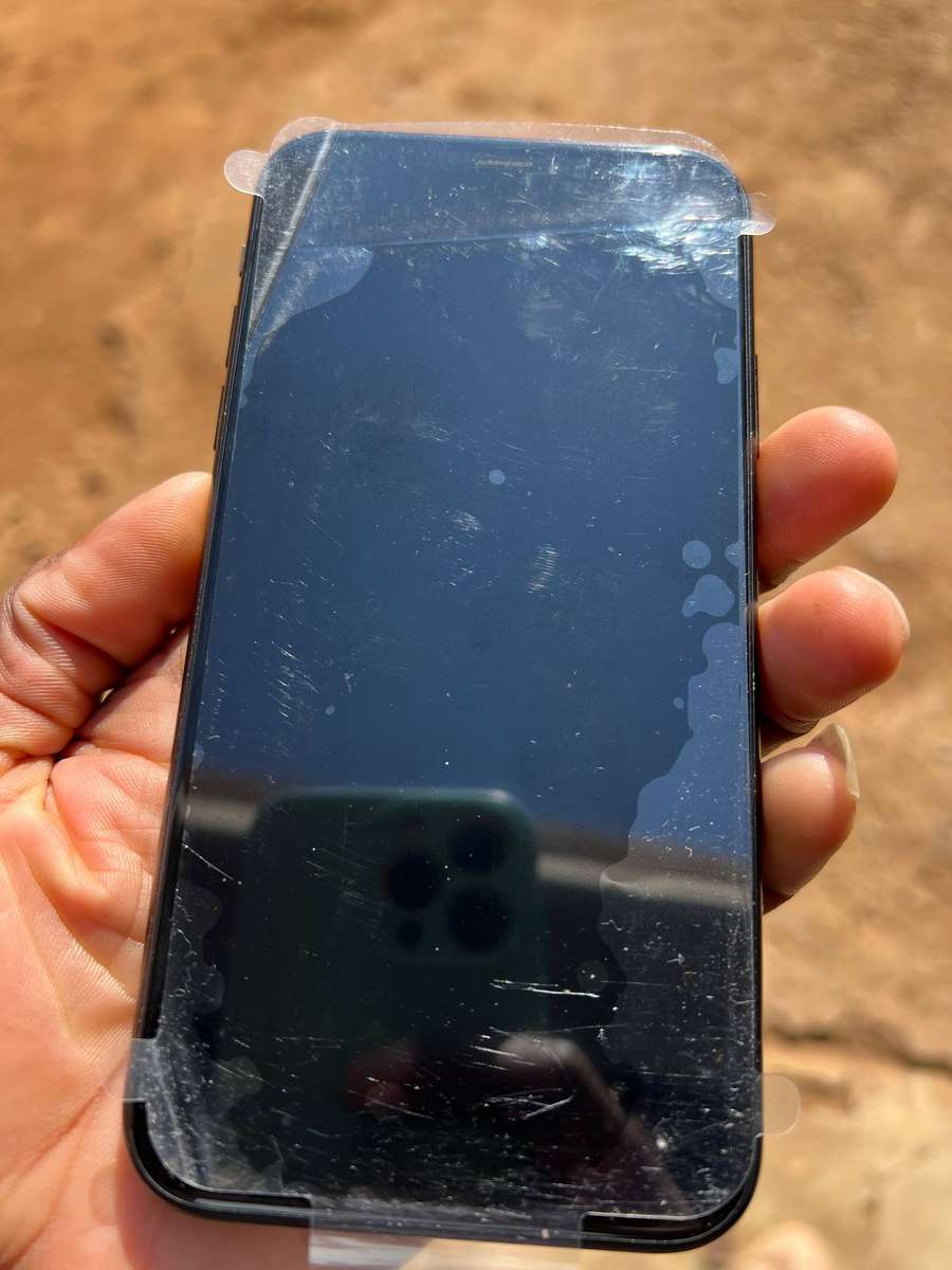 IPHONE XR 64GB BLACK