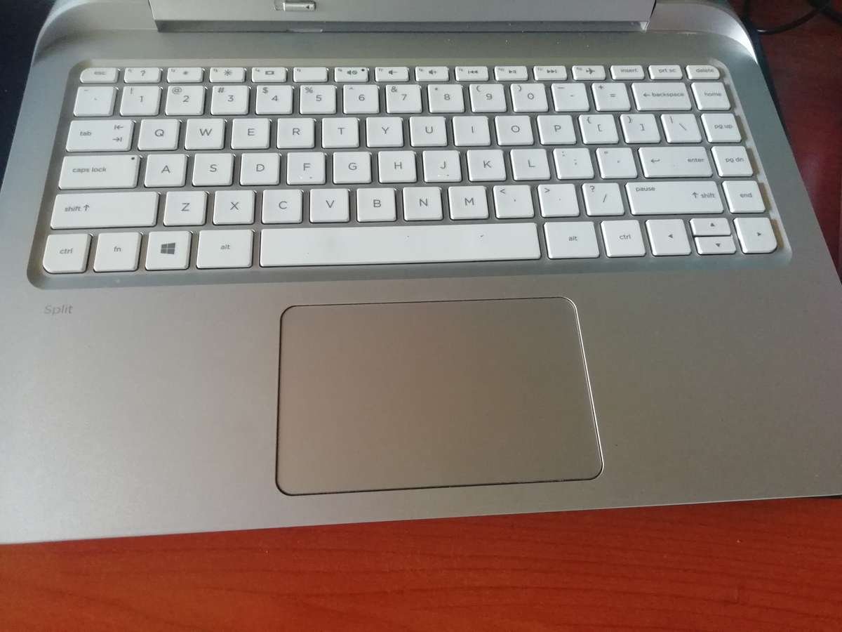 HP Notebook Core i3 Beats audio