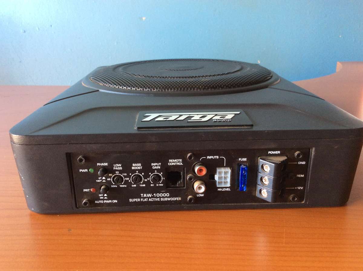 Sold Targa TAW-10000 10-Inch Super Flat Active Subwoofer & Amplifier 10000W