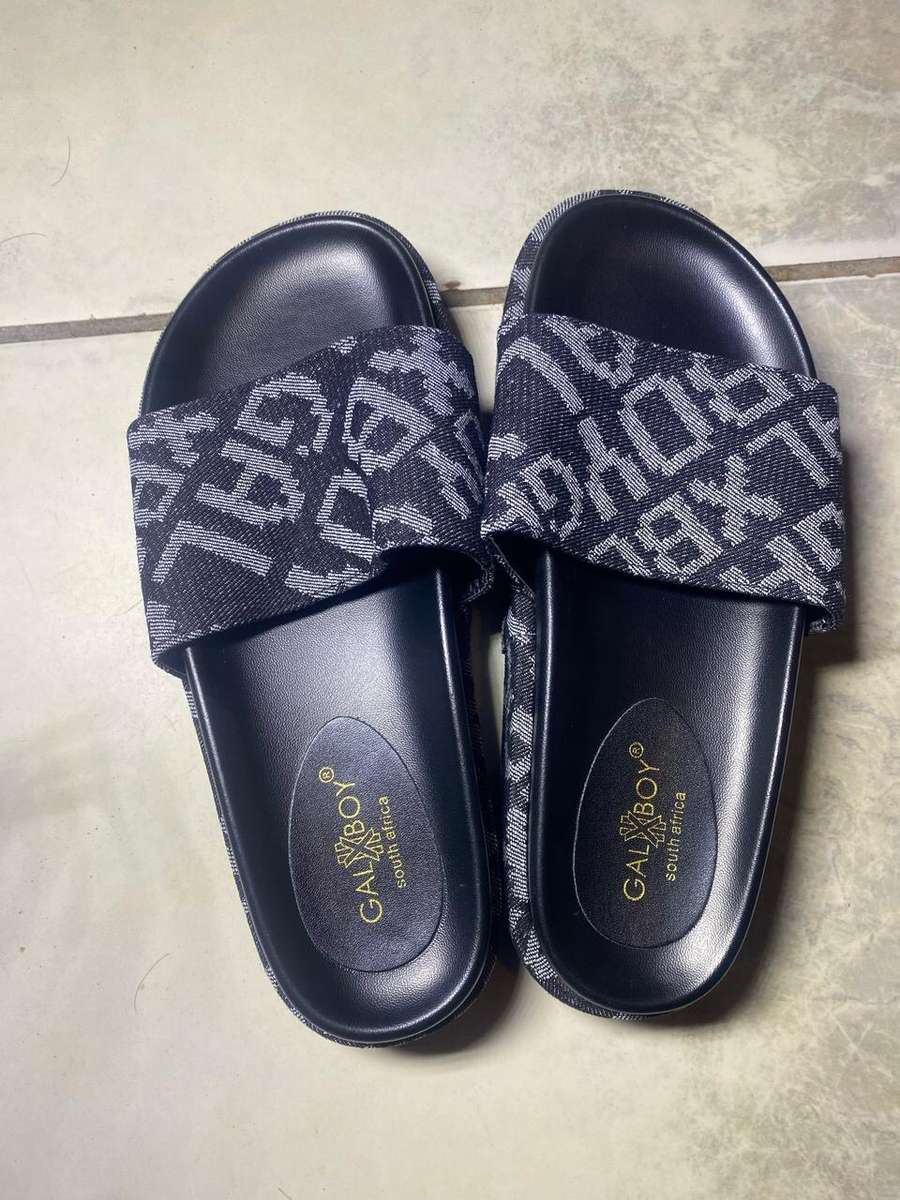 Gallaxy Boy Sandals Size 38