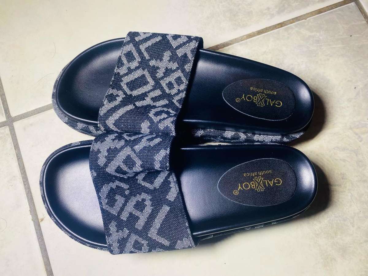 Gallaxy Boy Sandals Size 38