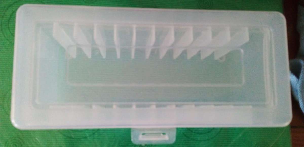 COIN HOLDER FOR GRADED SLABBED COINS.