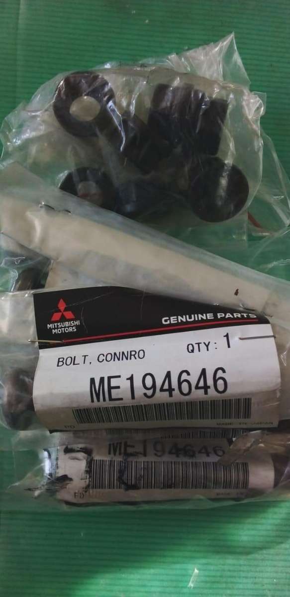 MITSUBISHI COLT 2.8D CONROD BOLT AND NUT SET.4M40