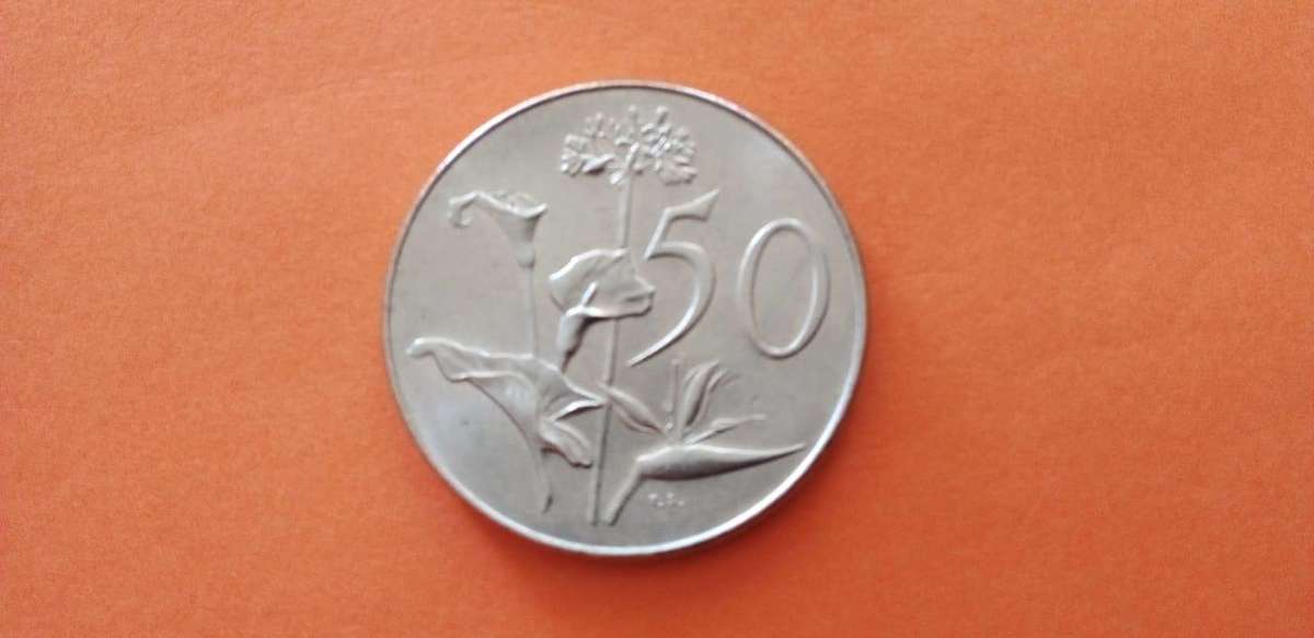 1967 RSA  UNCIRCULATED 50 CENT COIN as per image.