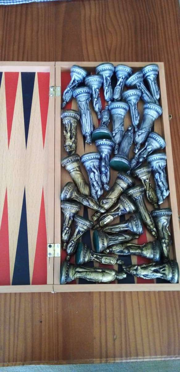 BARGAIN ...HUGE VINTAGE CHESS SET....