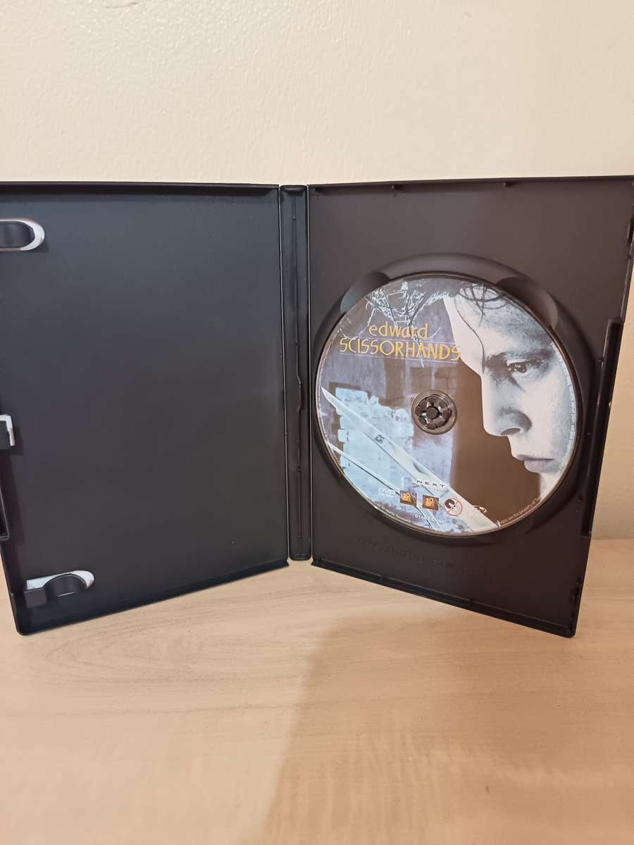 Edward Scissprhands on DVD