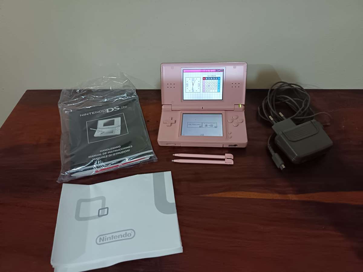 Nintendo DS Lite Pink - Complete in Box with Extra Stylus