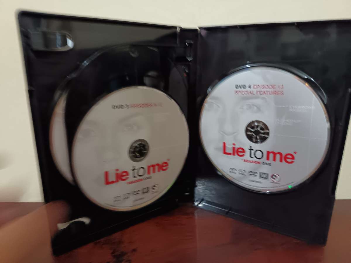 Lie To Me Season 1 Boxset on DVD