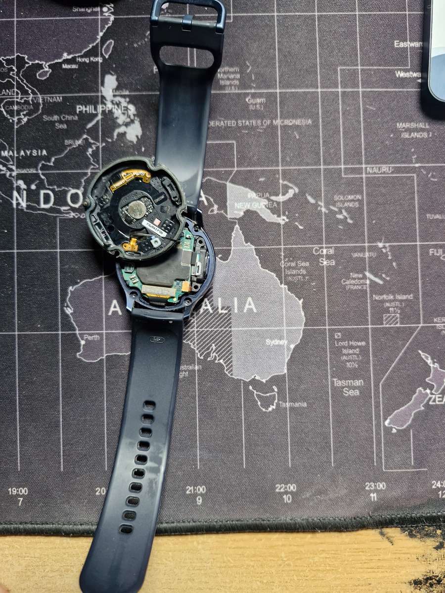 Samsung Watch 2 (Not Working, For Parts)