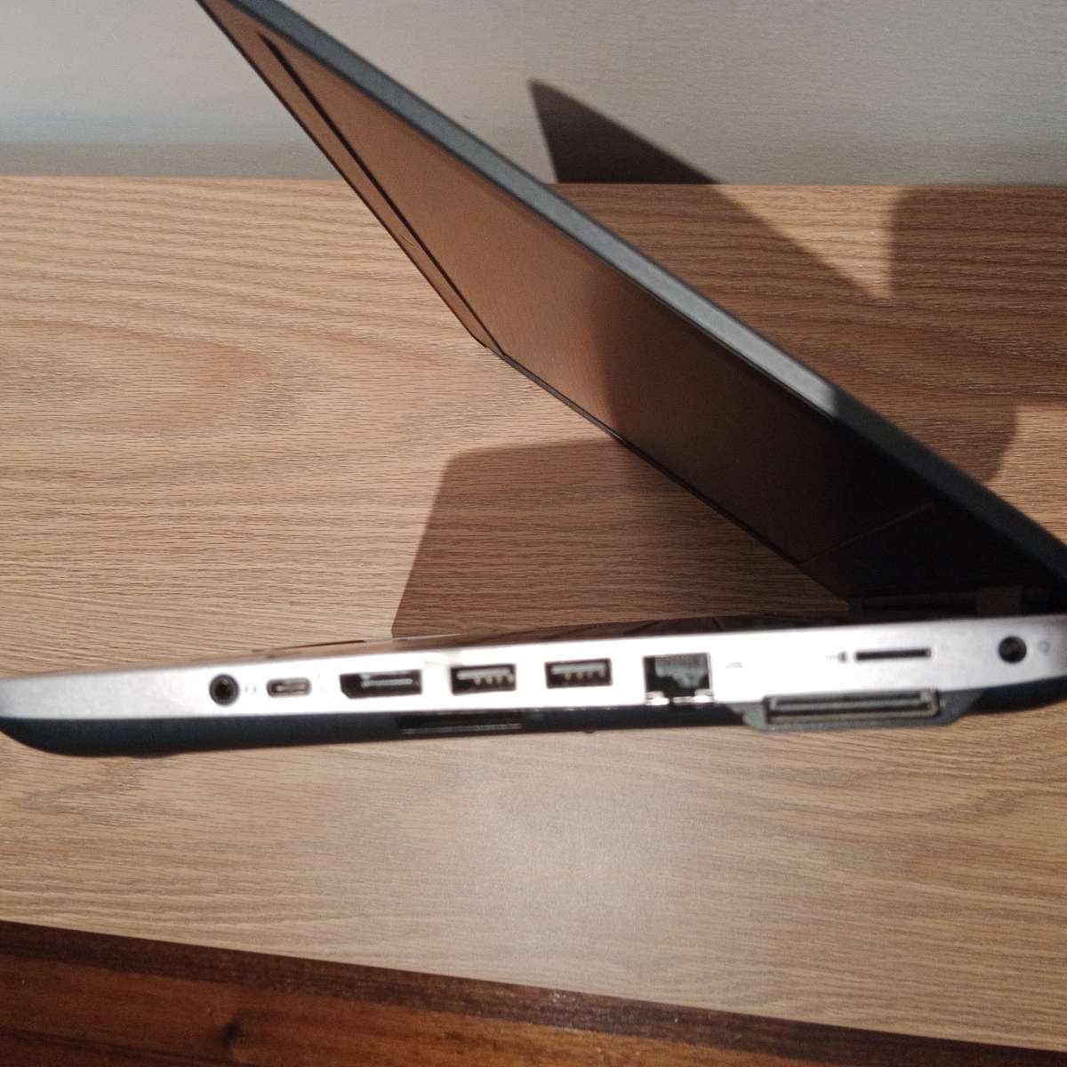 HP 640 G3 i3-7th Gen 8GB - 250GB SSD