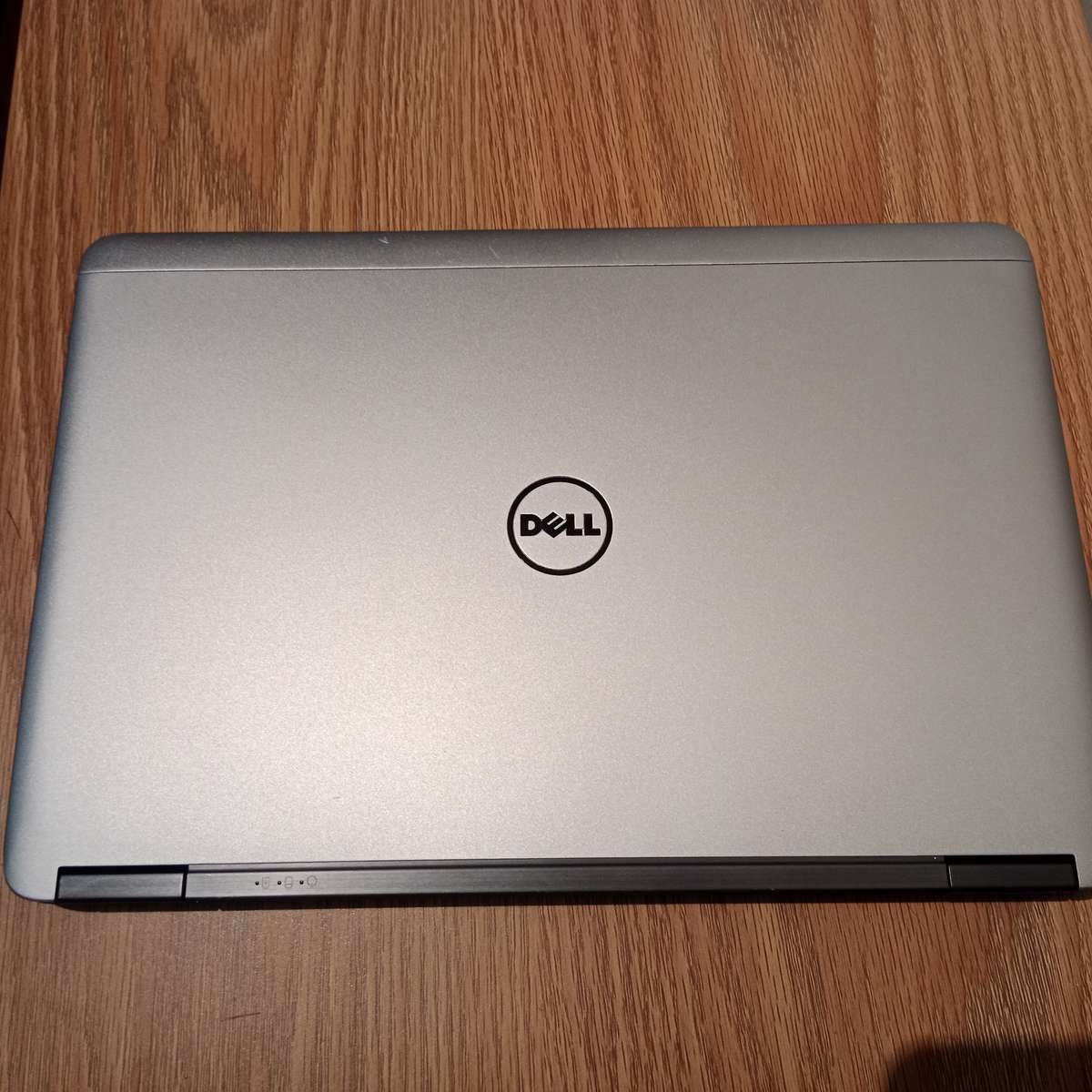 Dell Latitude E7240 i7-4th Gen with 8GB Ram - 250Gb SSD - LTE Module