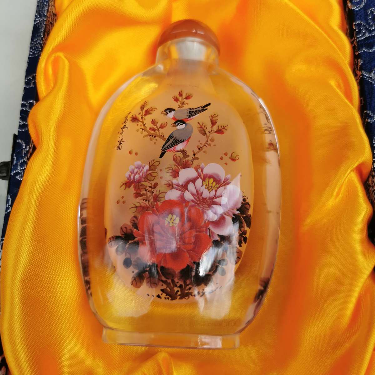 Chinese snuff bottle