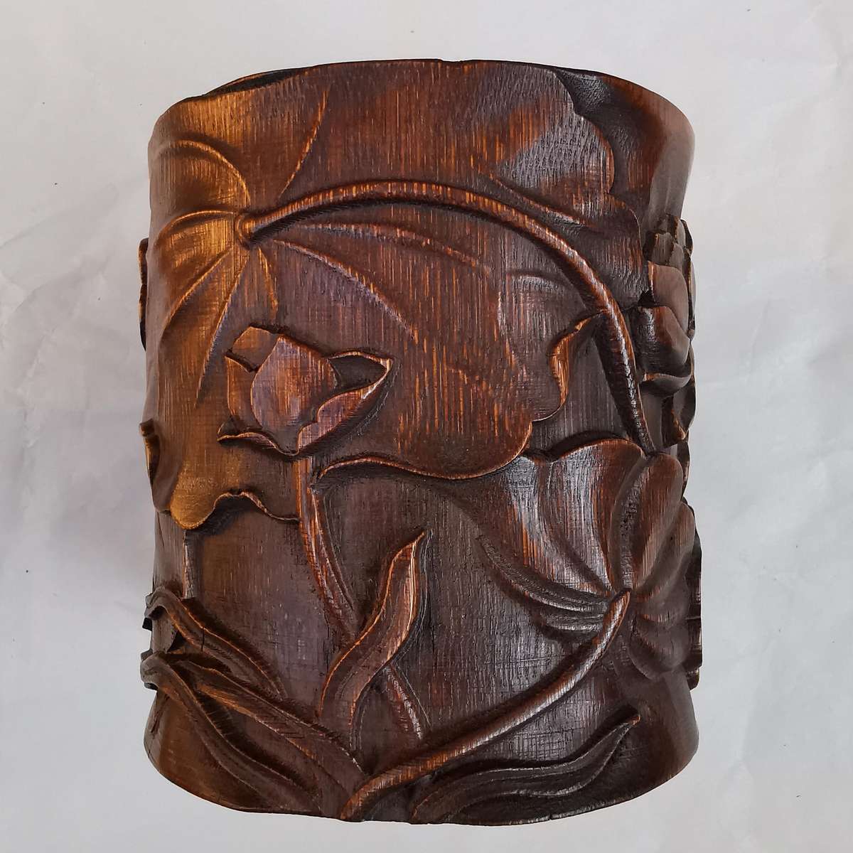 Antique Chinese The old Tibetan bamboo carving pen container from Chinese Qing Dynasty