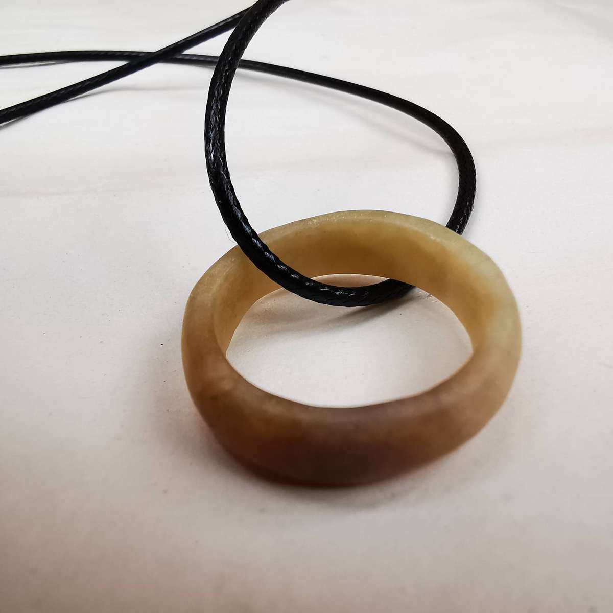 Antique Chinese Hotan jade ring(Late Qing Dynasty1875-1912)