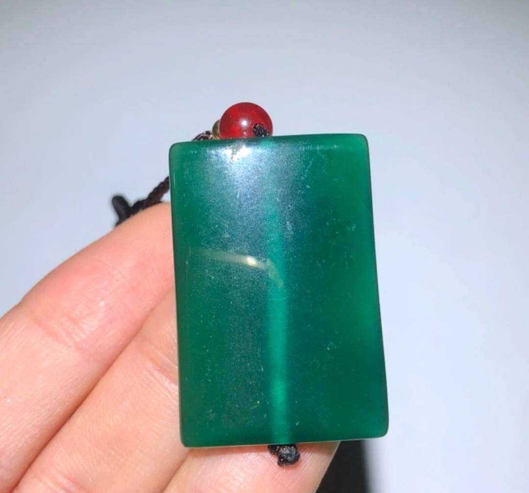 Antique Chinese plain jade pendant - Wu Shi Pai(symbolizing peace and safety)