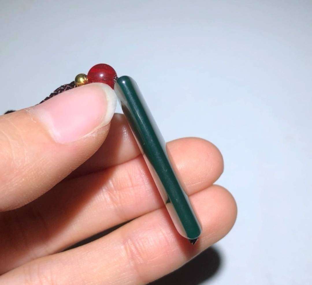 Antique Chinese plain jade pendant - Wu Shi Pai(symbolizing peace and safety)