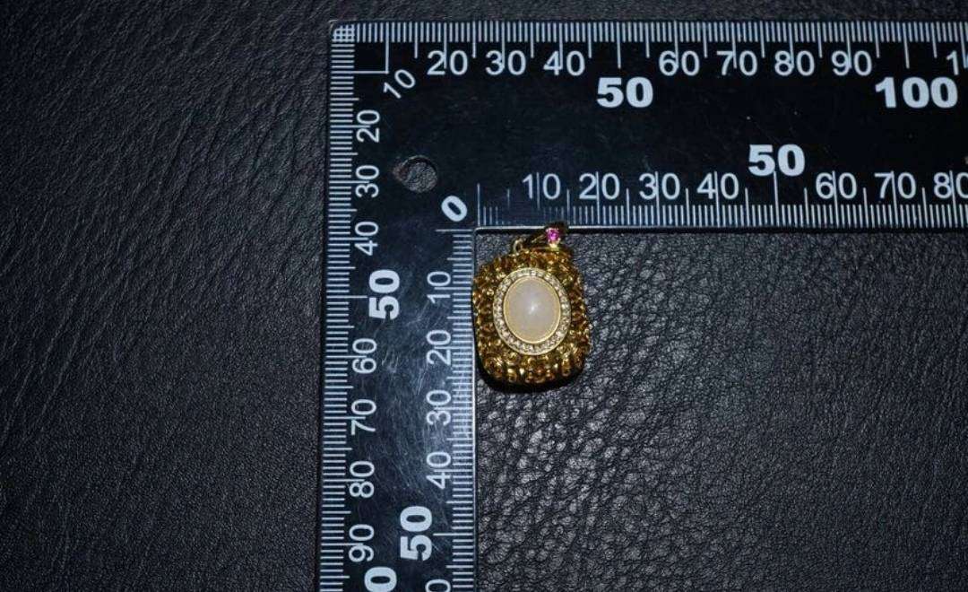 Antique Chinese Sachet Pendant with Old Hotan  White Jade.