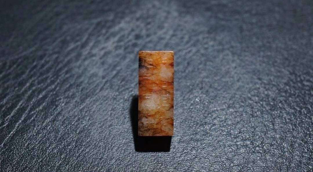 Old Hetian jade LEZI from Qing Dynasty China