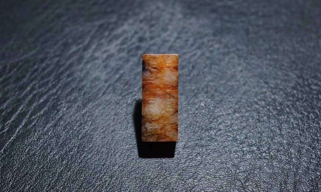 Old Hetian jade LEZI from Qing Dynasty China