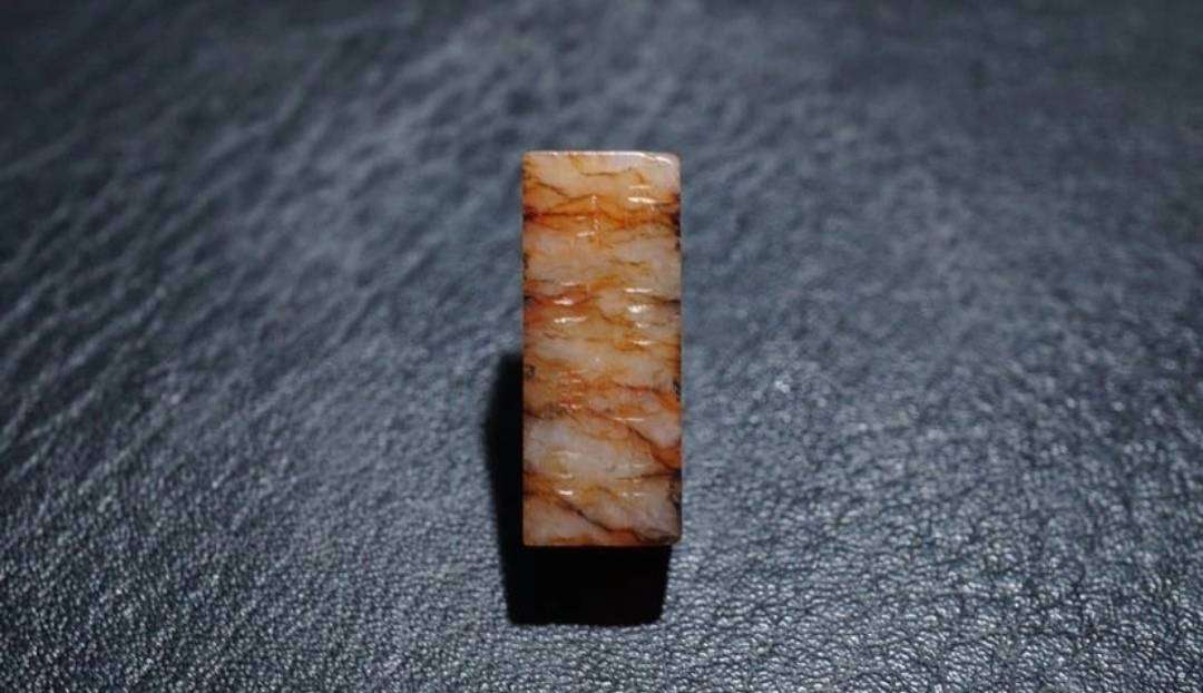 Old Hetian jade LEZI from Qing Dynasty China