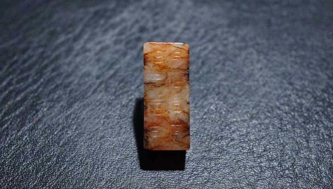 Old Hetian jade LEZI from Qing Dynasty China