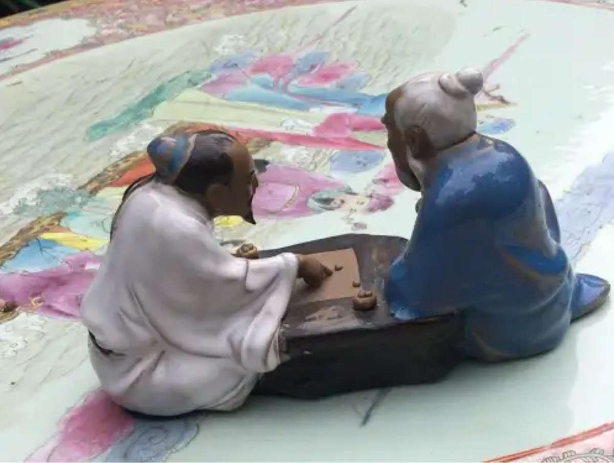 Large Vintage Chinese Shiwan Glazed Mudmen Figurines Playing Go