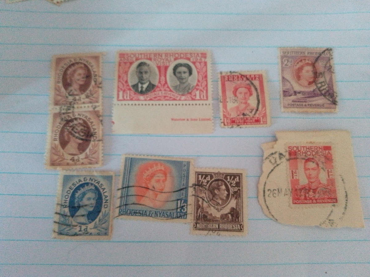 Mix of Southern Rhodesia/Northern Rhodesia/Rhodesia/Nyasaland stamps