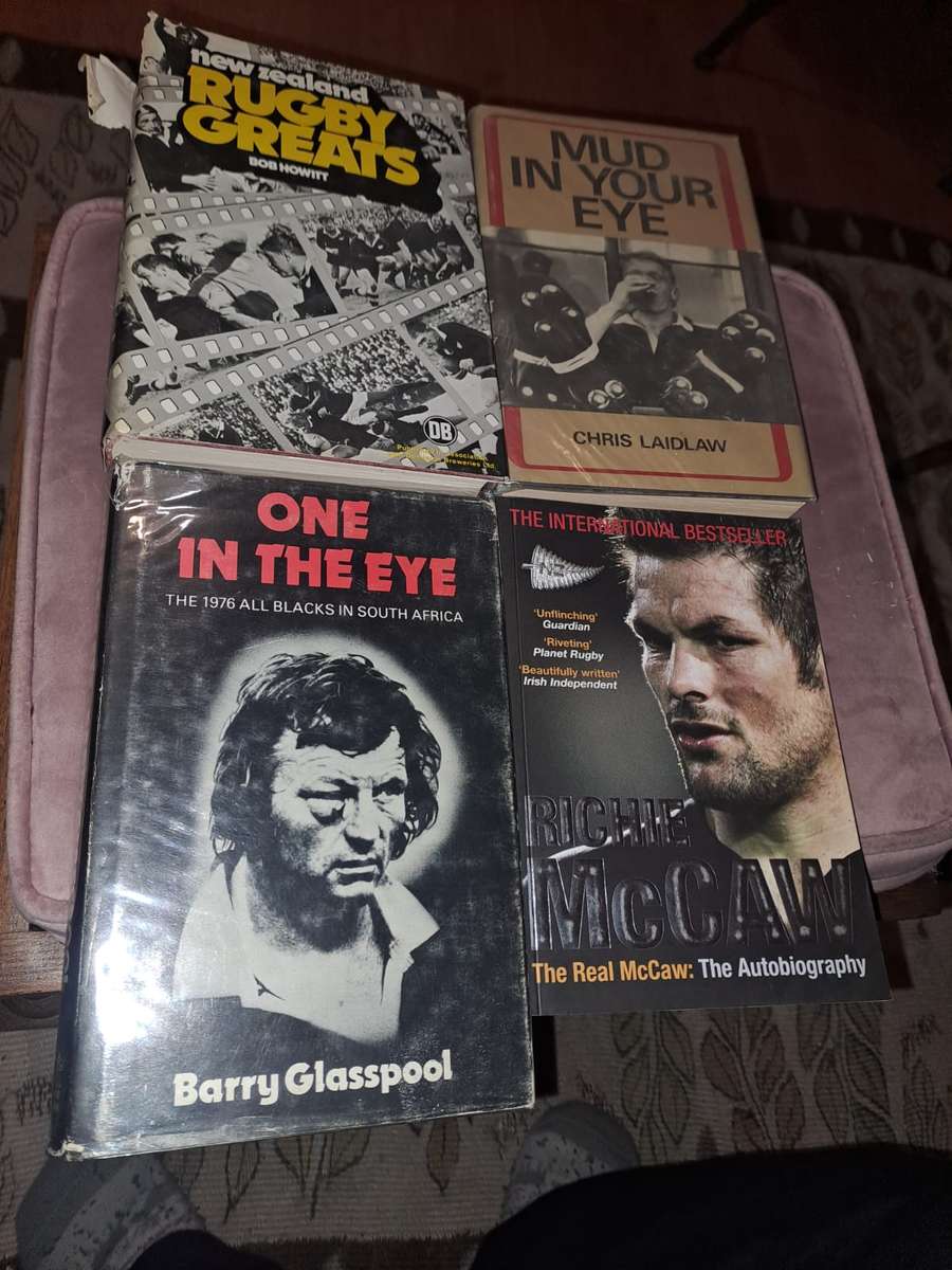4 x All Blacks rugby books, 730 pages plus All Black pin badge
