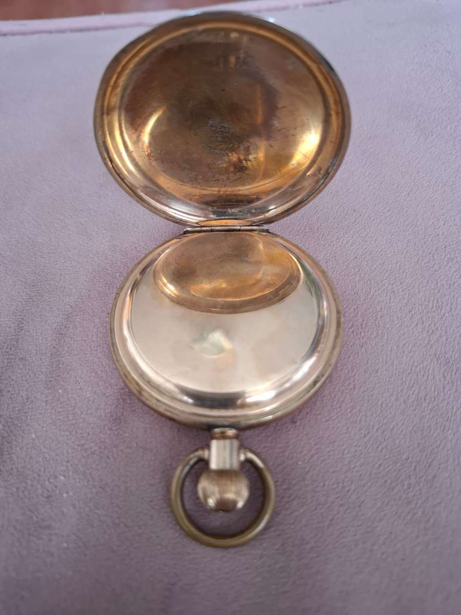 Waltham gold plated open face pocket watch, serial no 1977853, "The Russel model"