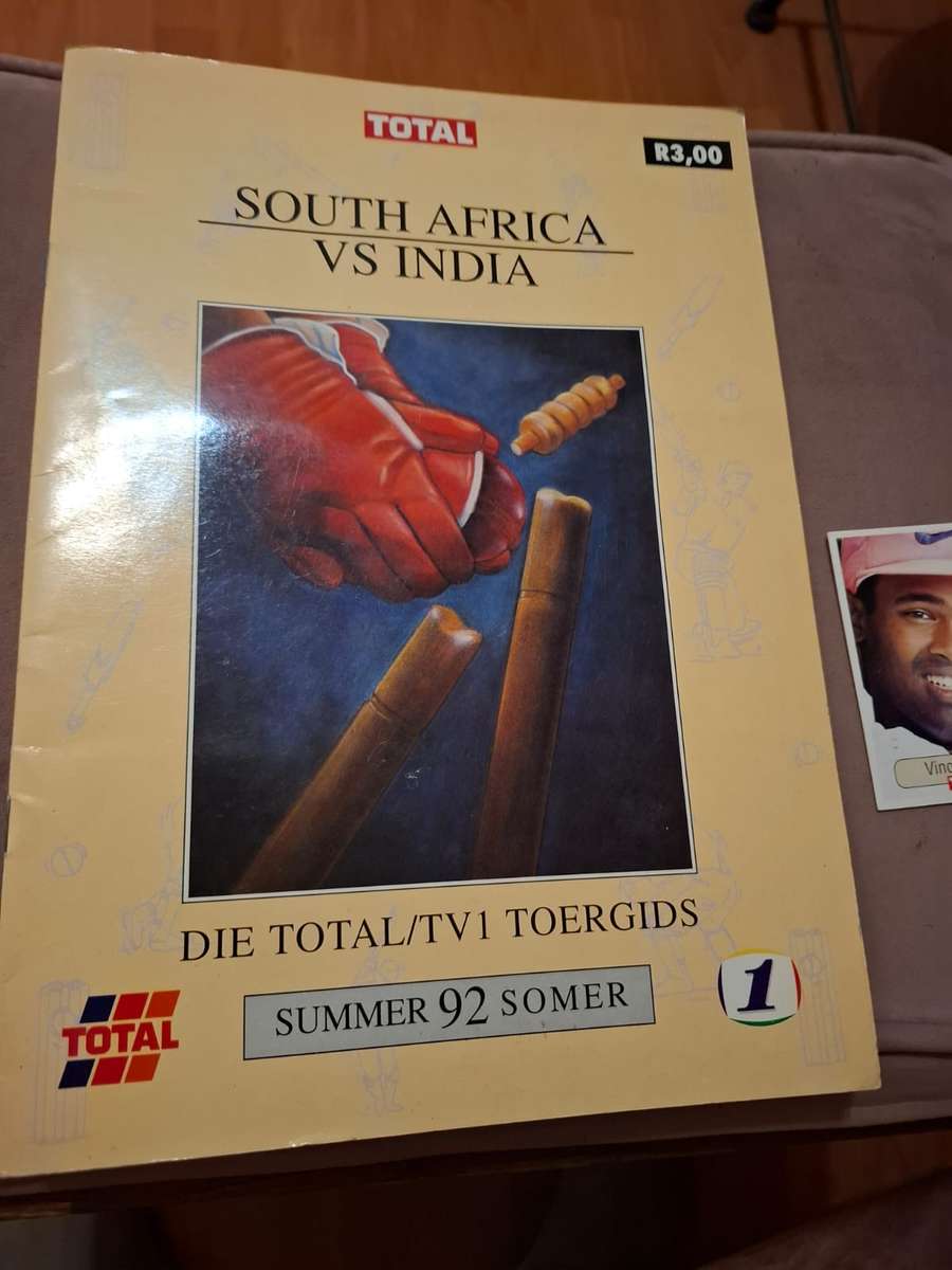 Total 1992 India vs SA, cricket collector's item, very scarce plus 28 cards