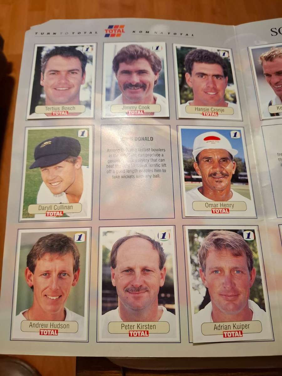 Total 1992 India vs SA, cricket collector's item, very scarce plus 28 cards