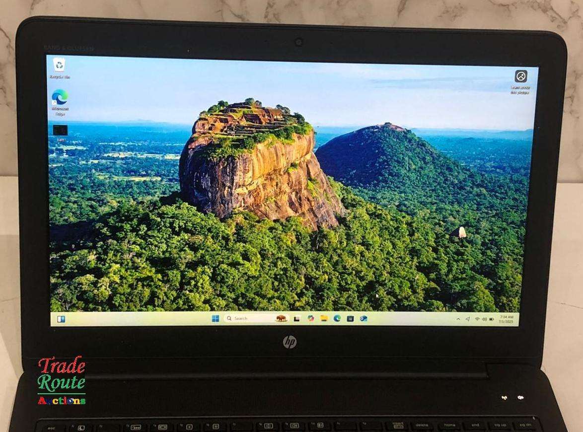 HP ZBook 15 G4 15.6" Laptop Intel i7 32GB RAM 512GB SSD NVIDIA Quadro M2200 4GB Graphics * MONSTER