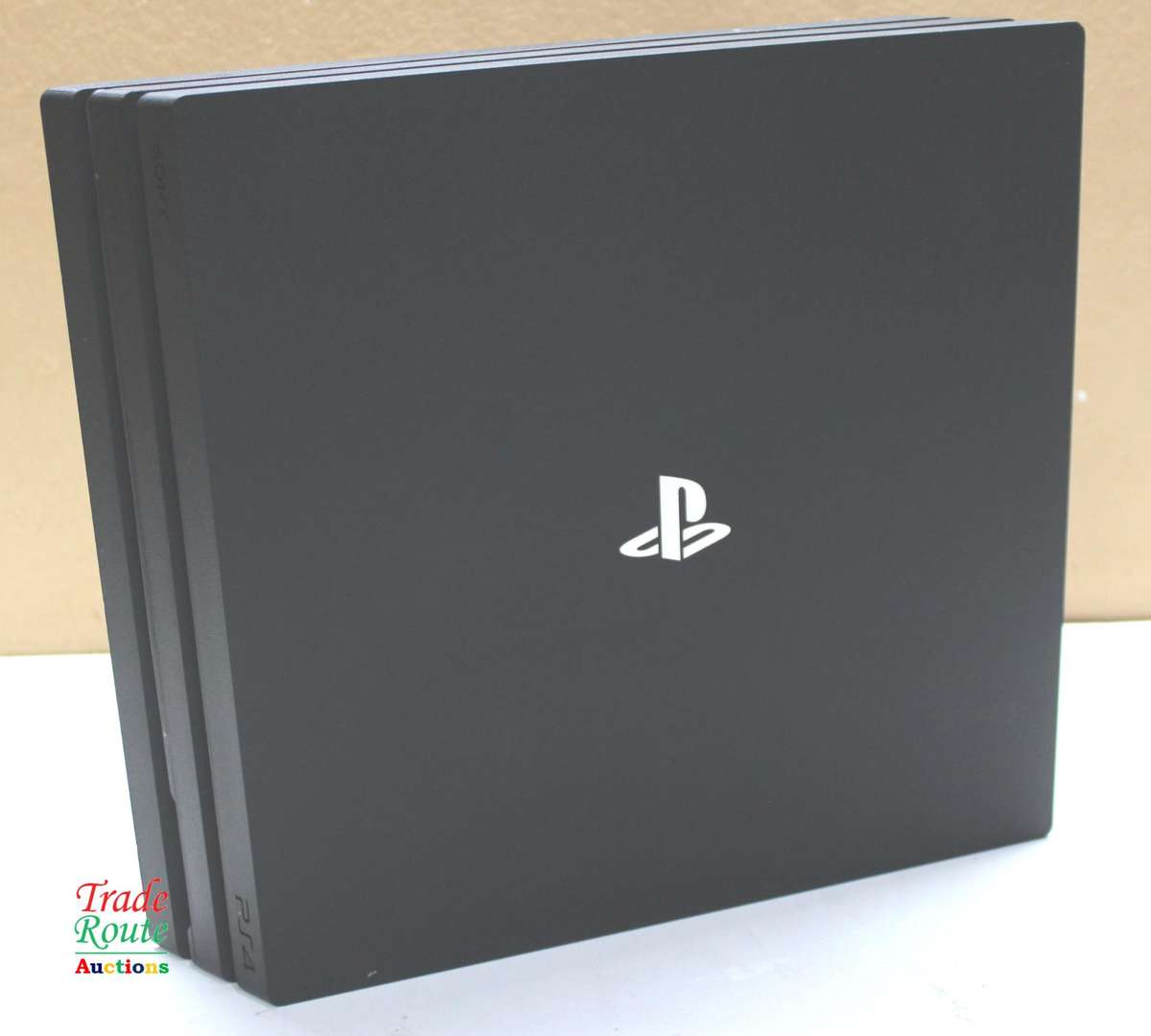 Sony Playstation 4 Console Pro 1TB [CUH-7016B] PS4 PRO + 1 Wireless Controller