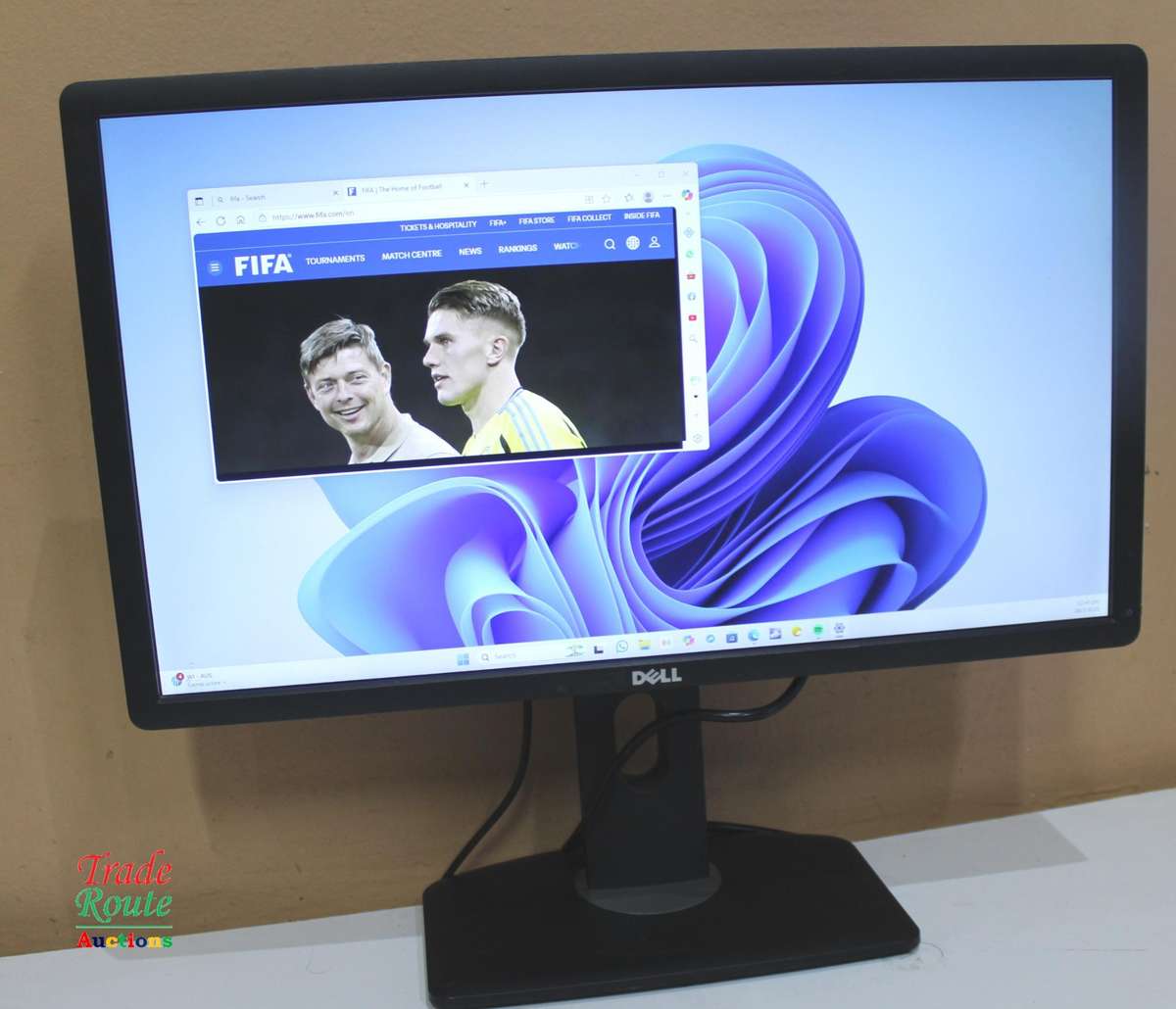 Dell 24-inch Widescreen FHD LCD Monitor - Dell P2412H