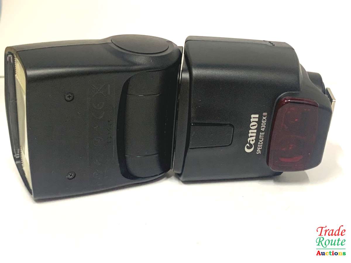 Canon Speedlite 430EX II  Flash for Canon EOS DIGITAL SLR Cameras ** BARGAIN ** Fits all CANON DSLR