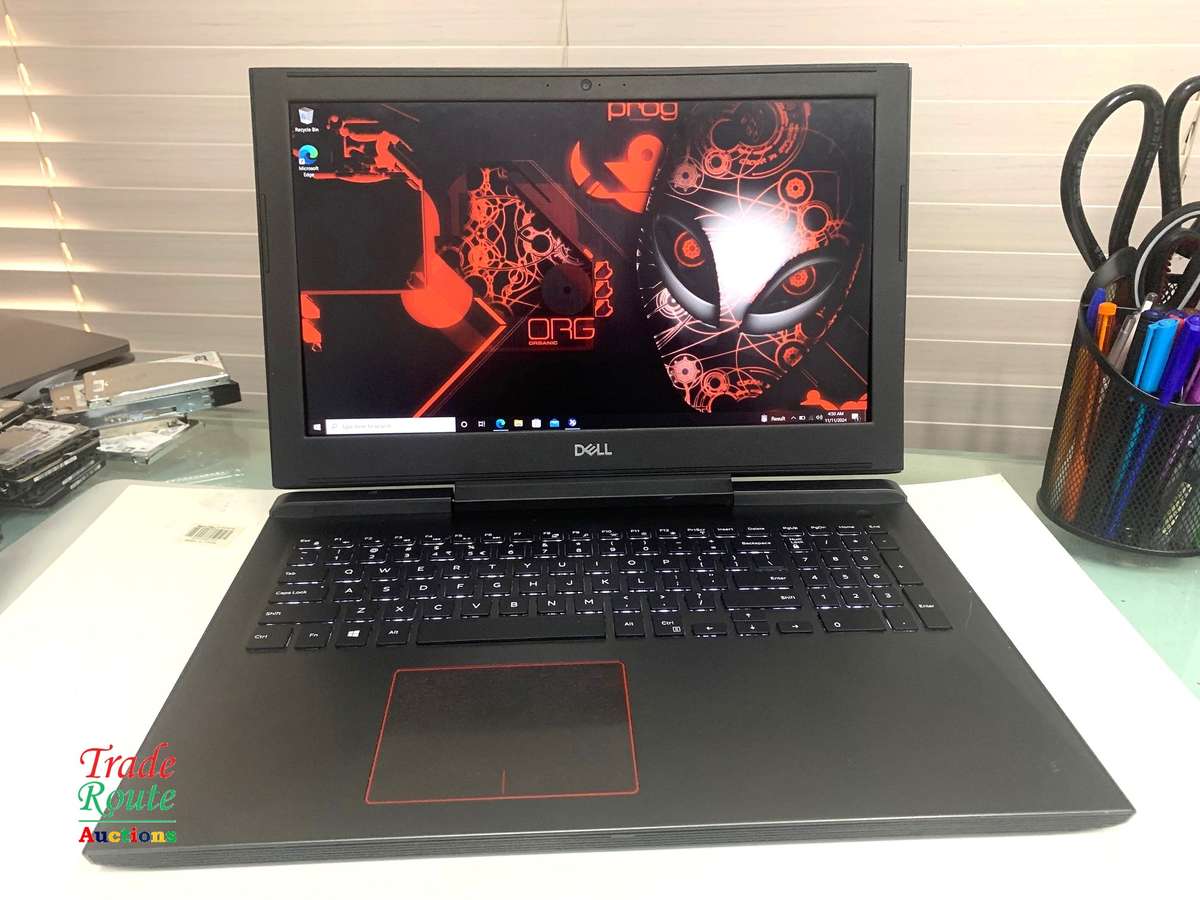 Dell Inspiron G5 15 5587 Gaming Laptop Core i7-8750H 16GB GTX 1050 Ti - Hinge / Screen mount Damaged