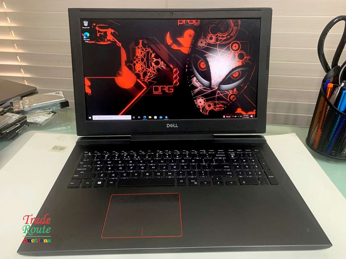 Dell Inspiron G5 15 5587 Gaming Laptop Core i7-8750H 16GB GTX 1050 Ti - Hinge / Screen mount Damaged
